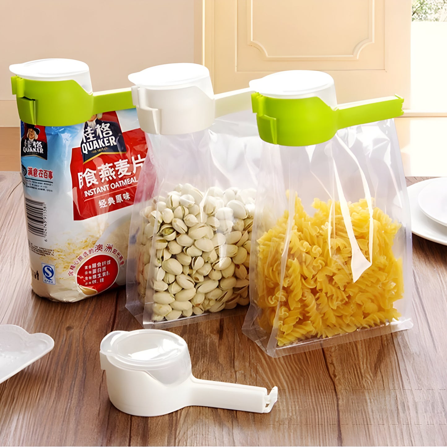 MunchMate™ Pro: The Perfect Snack Sealer for Every Occasion