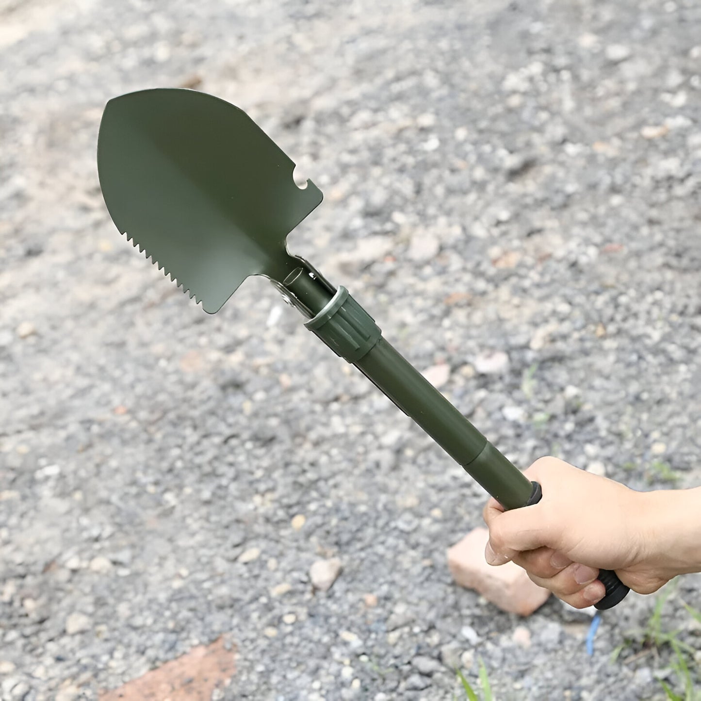 TacticalTrekker™: Multifunction Shovel for Outdoor Mastery